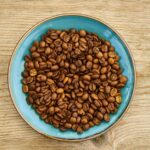 Koffeingehalt von 1 kg Kaffeebohnen bestimmen